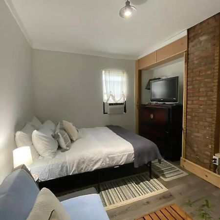 Studio Apt W Garden Kingston Εξωτερικό φωτογραφία