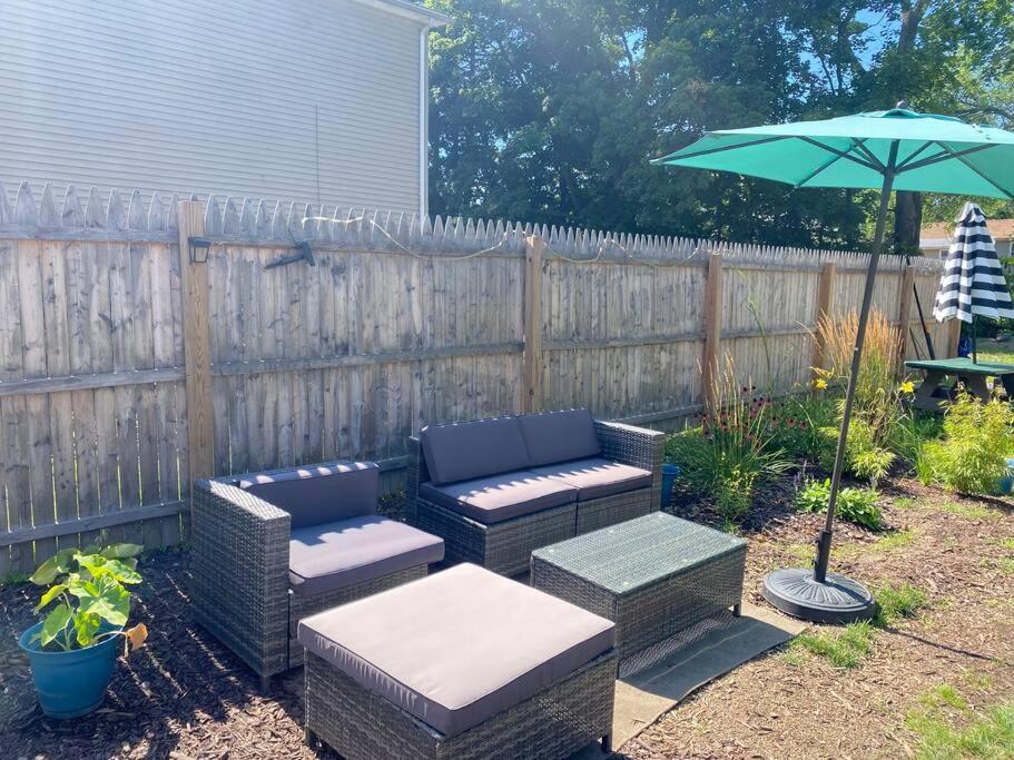 Studio Apt W Garden Kingston Εξωτερικό φωτογραφία